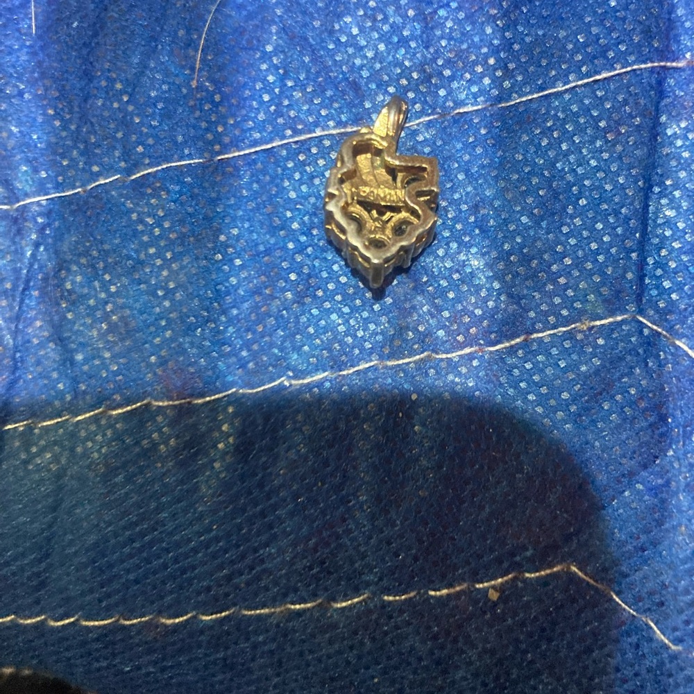 Pendants - Picture 5 of 5